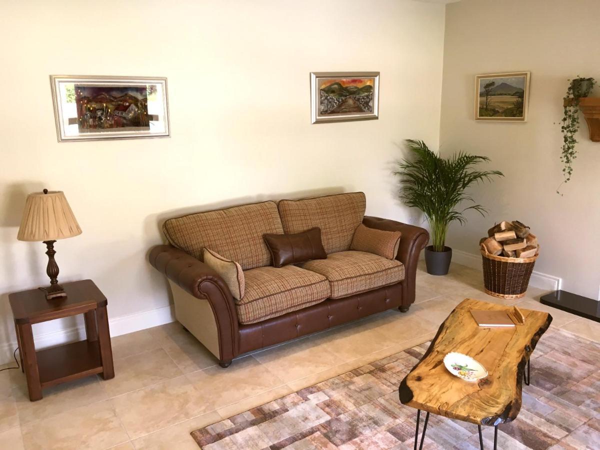 Mourne Country House Bed And Breakfast Kilkeel Exteriör bild