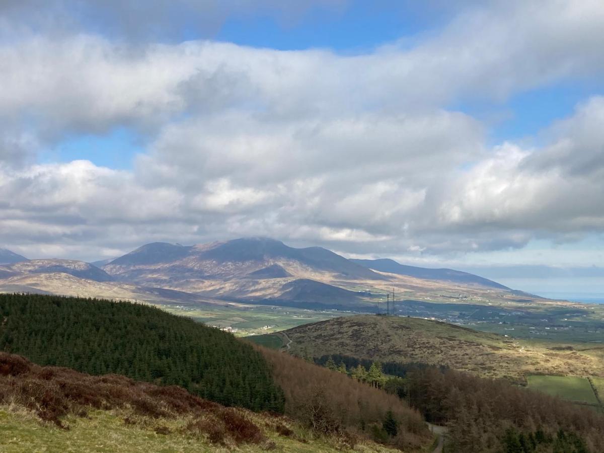 Mourne Country House Bed And Breakfast Kilkeel Exteriör bild