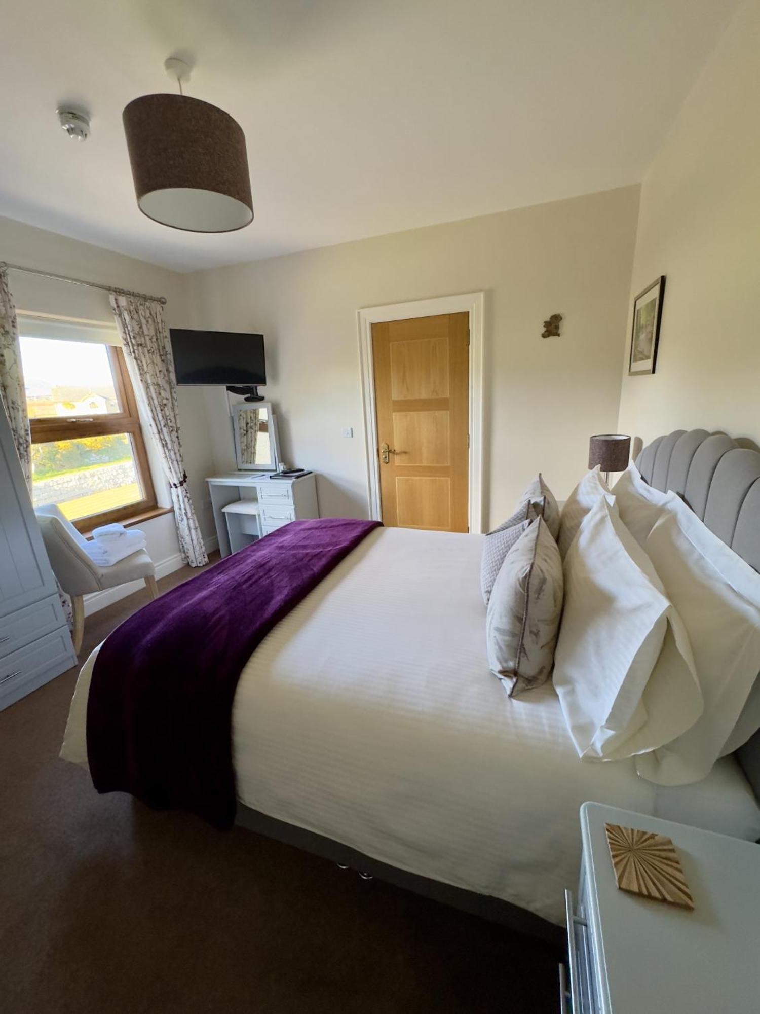 Mourne Country House Bed And Breakfast Kilkeel Rum bild